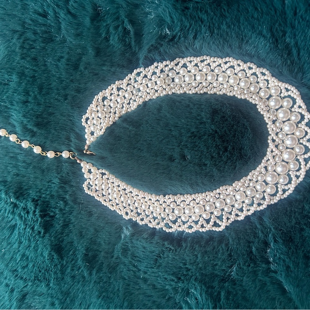 Elegant Silver Pearl Necklace